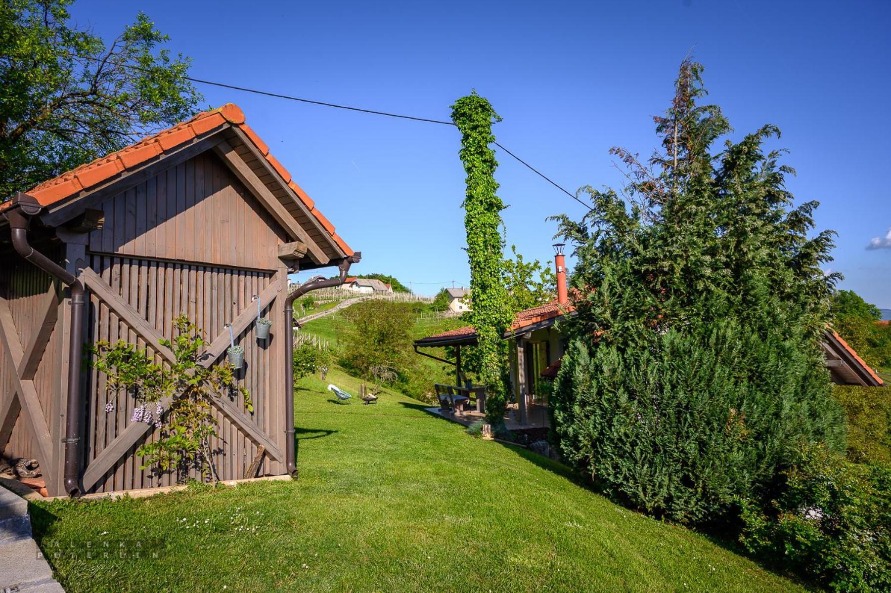 Vineyard Cottage Klemencic โนโวเมสโต ภายนอก รูปภาพ